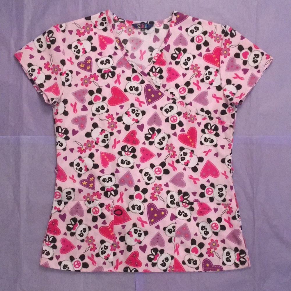 Zikit Pandas Hearts Flowers Ribbons Peace Signs Scrub Top Size X-Small